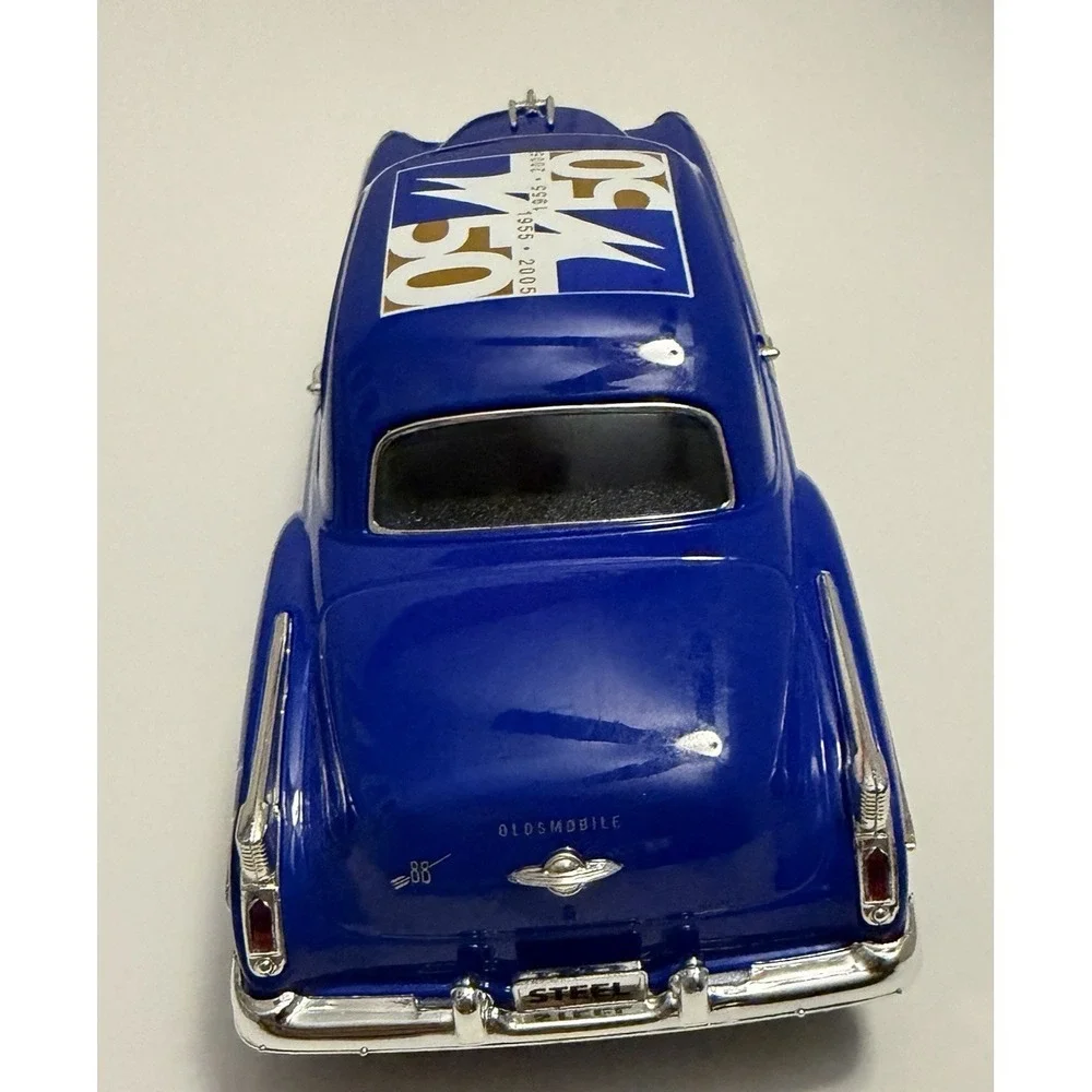 Ertl Collectibles Die Cast Car 1950 Oldsmobile‎ Rocket 88
